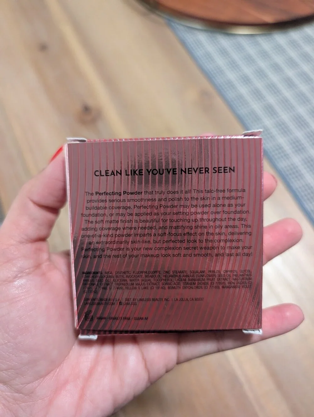 Lawless Perfecting Powder - Picture 3 of 9